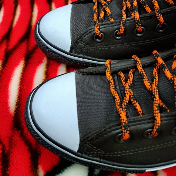 %Size 8.5 Men / 10.5 Women Converse All Star Mountain Club / A 39 main image 6